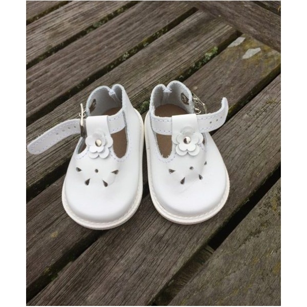 T-Bar Shoes by Wagner for 55cm White