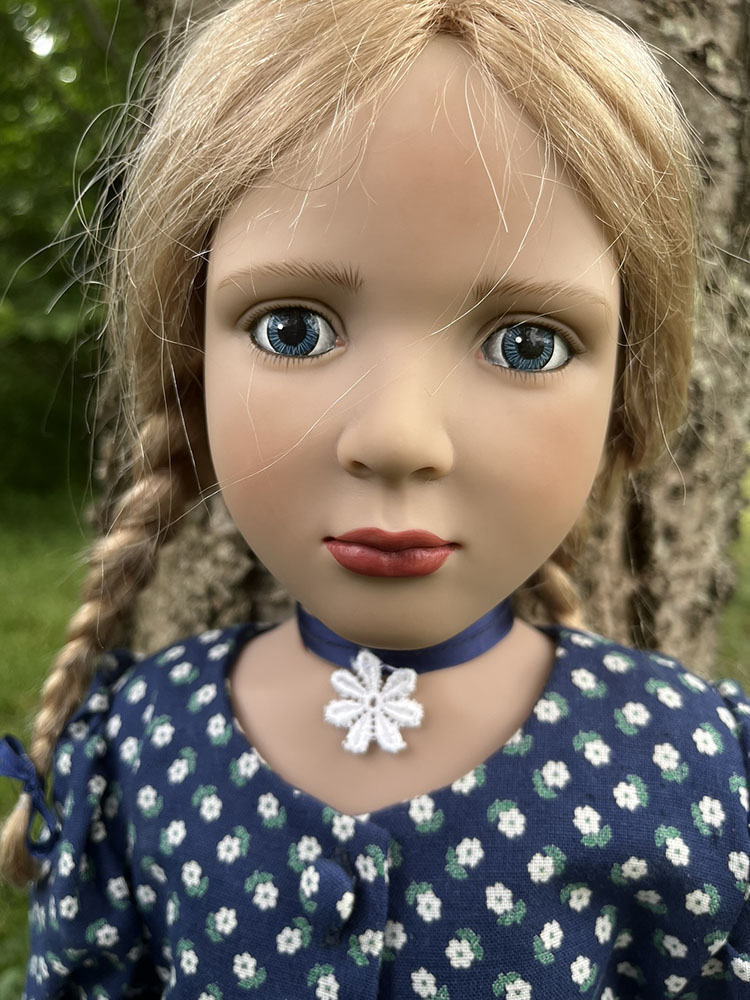 Art Doll Klara from Graeme's Collection - Image 6