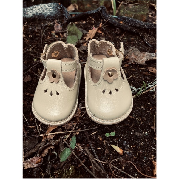 T-Bar Shoes by Wagner for 50cm Cream