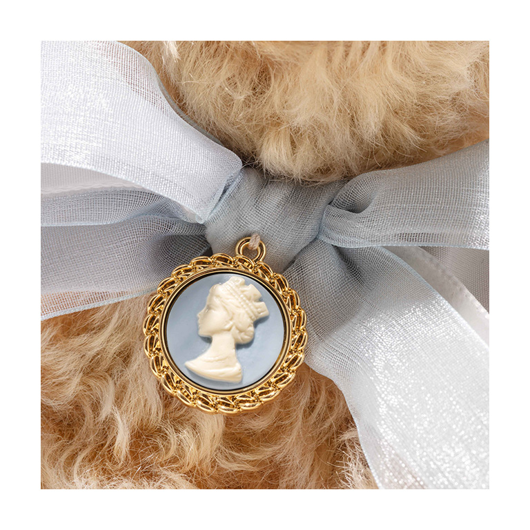 Steiff Queen Elizabeth II Centennial Bear 691430 - Image 7
